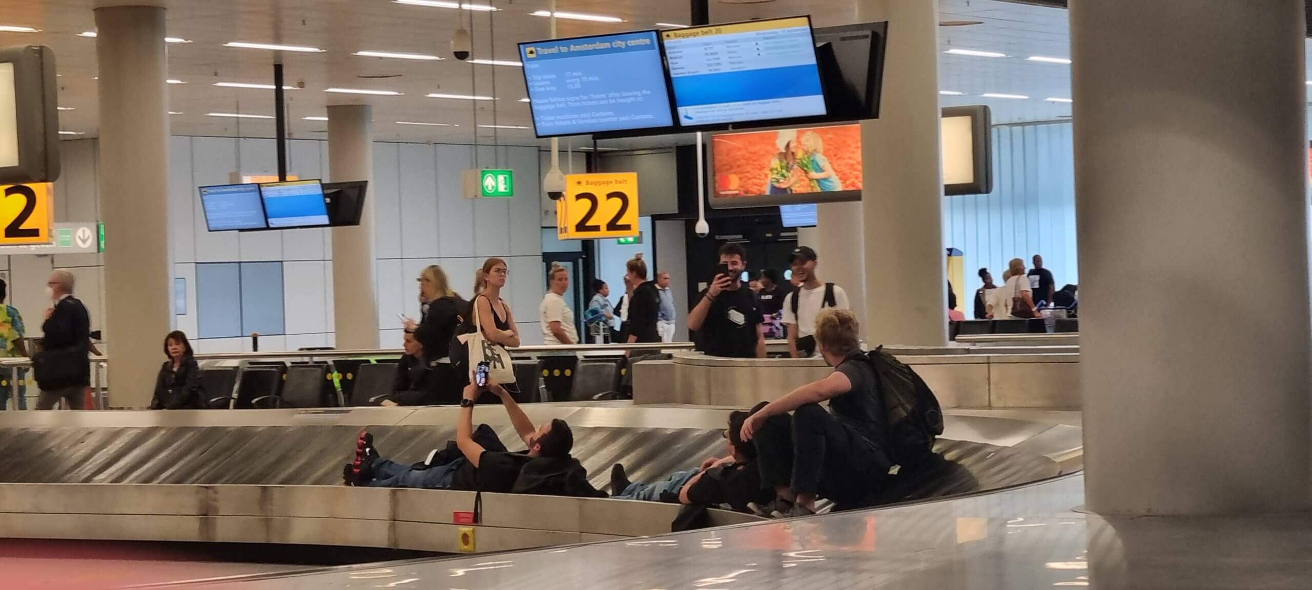αεροδρόμιο-άμστερνταμ-schiphol